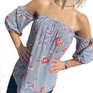 CHERISH floral top